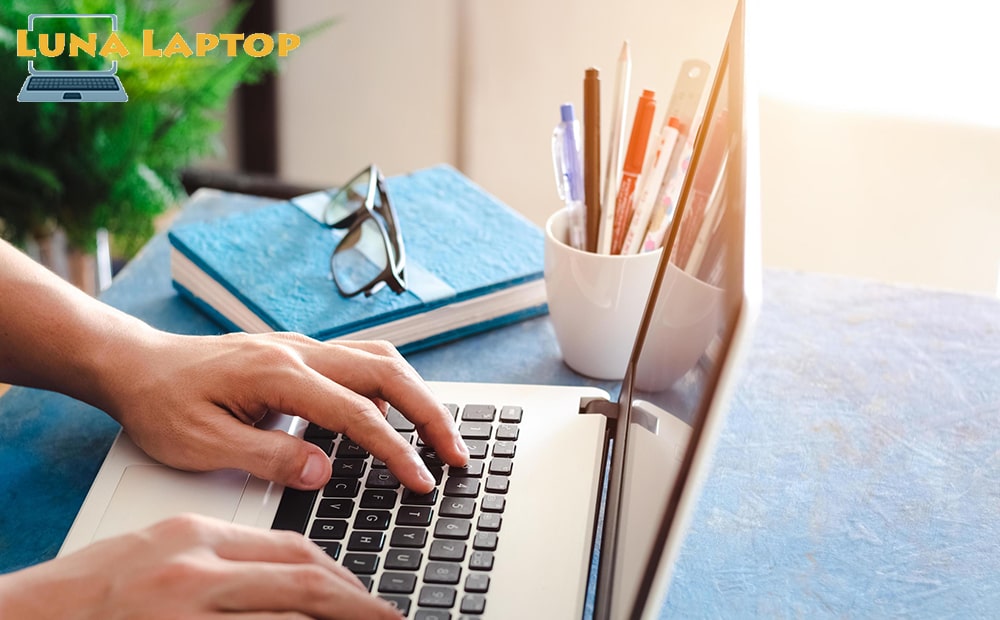 بررسی شماره سریال (Serial Number) و اطلاعات سخت افزاری