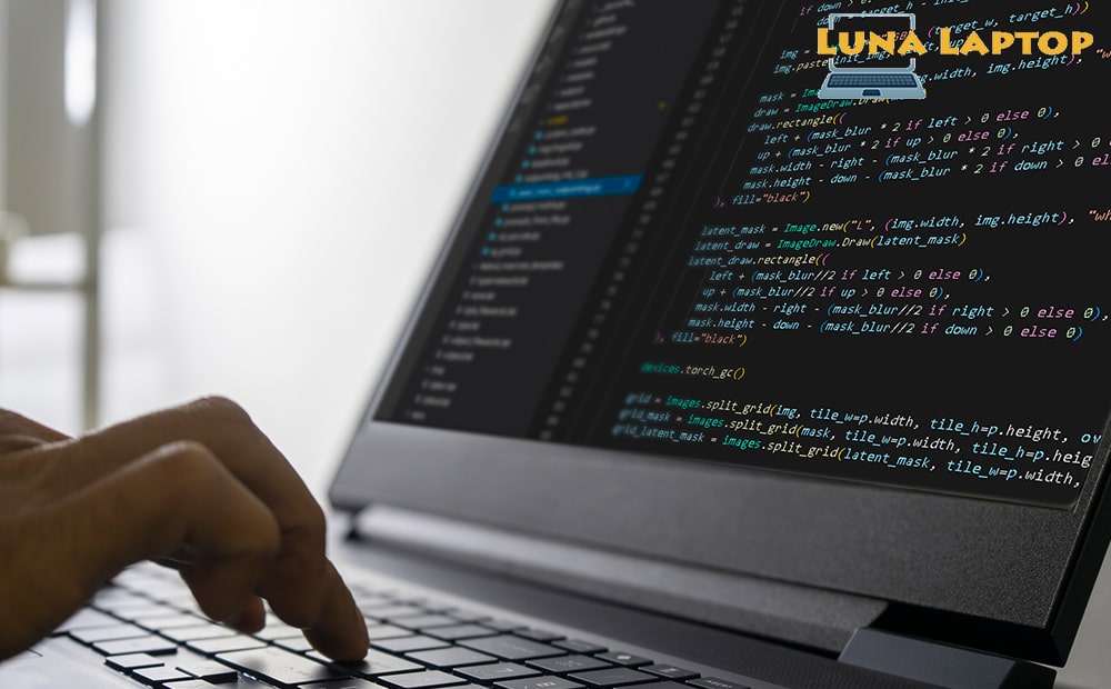 ویژگی های لپ تاپ مناسب برنامه نویسی