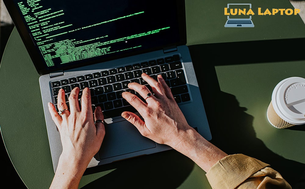 بهترین لپ تاپ برای برنامه نویسی